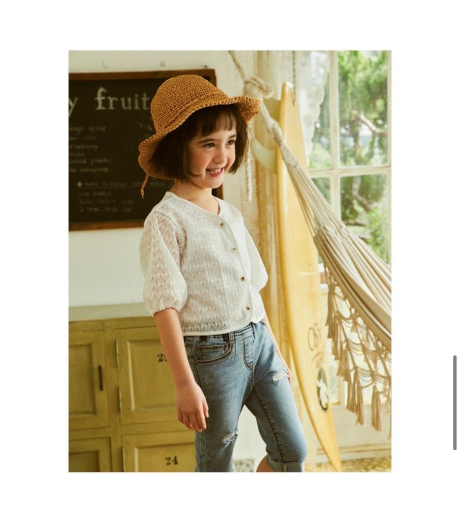 Cardigan ren đục lỗ Toto Heros màu trắng tay lỡ BG 110-150