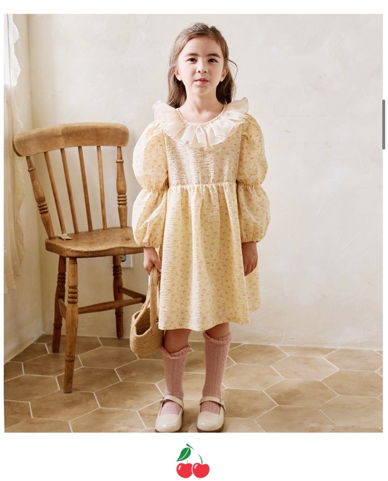 Váy hoa nhí Bebezoo cổ bồng BG