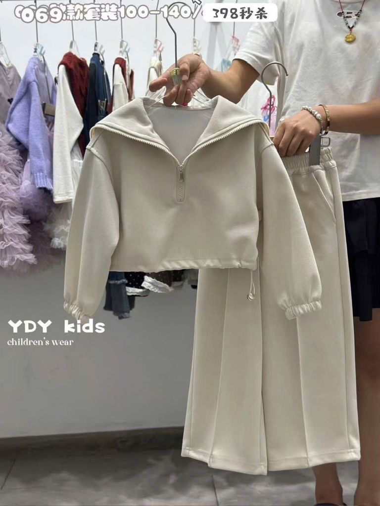 Bộ nỉ QC áo dáng ngắn + quần suông nhiều mẫu bé gái size 100-140