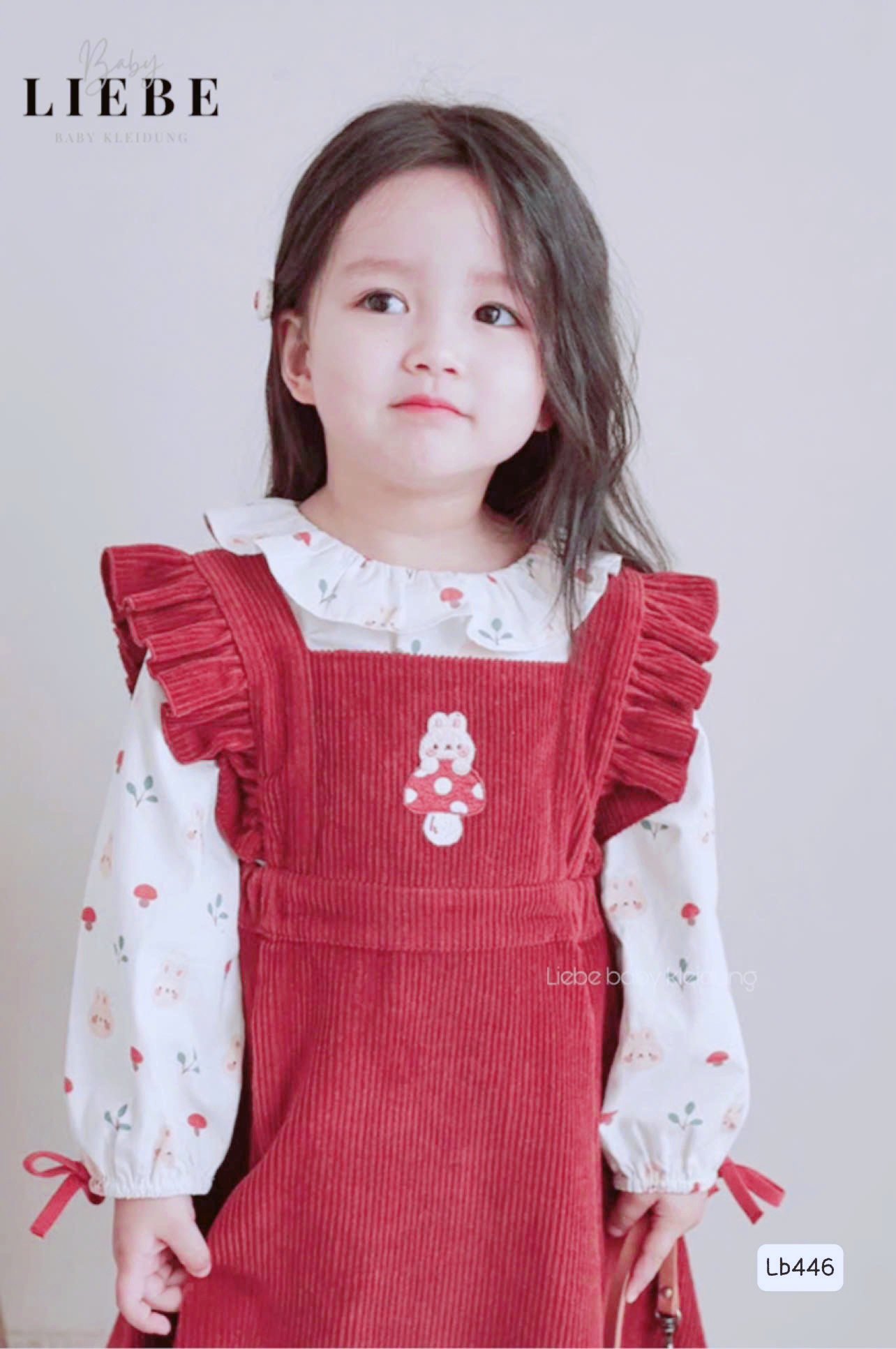 LB446 - Set Liebe áo sơ mi + yếm nhung đỏ thêu thỏ nấm bé gái size 2-12y