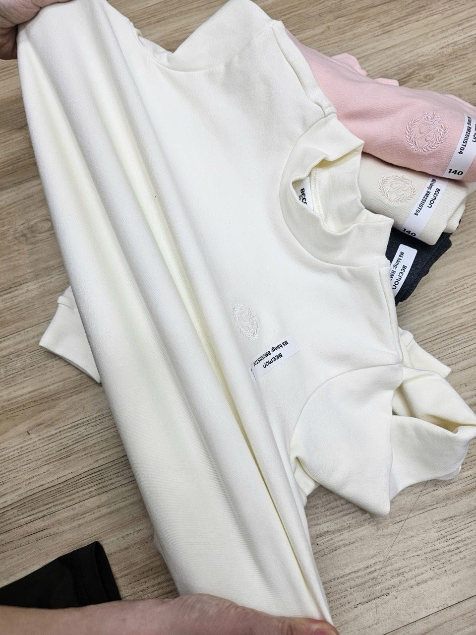 BM2511ST04 - Áo giữ nhiệt Beemon thêu B nhiều màu cho bé size 120-160