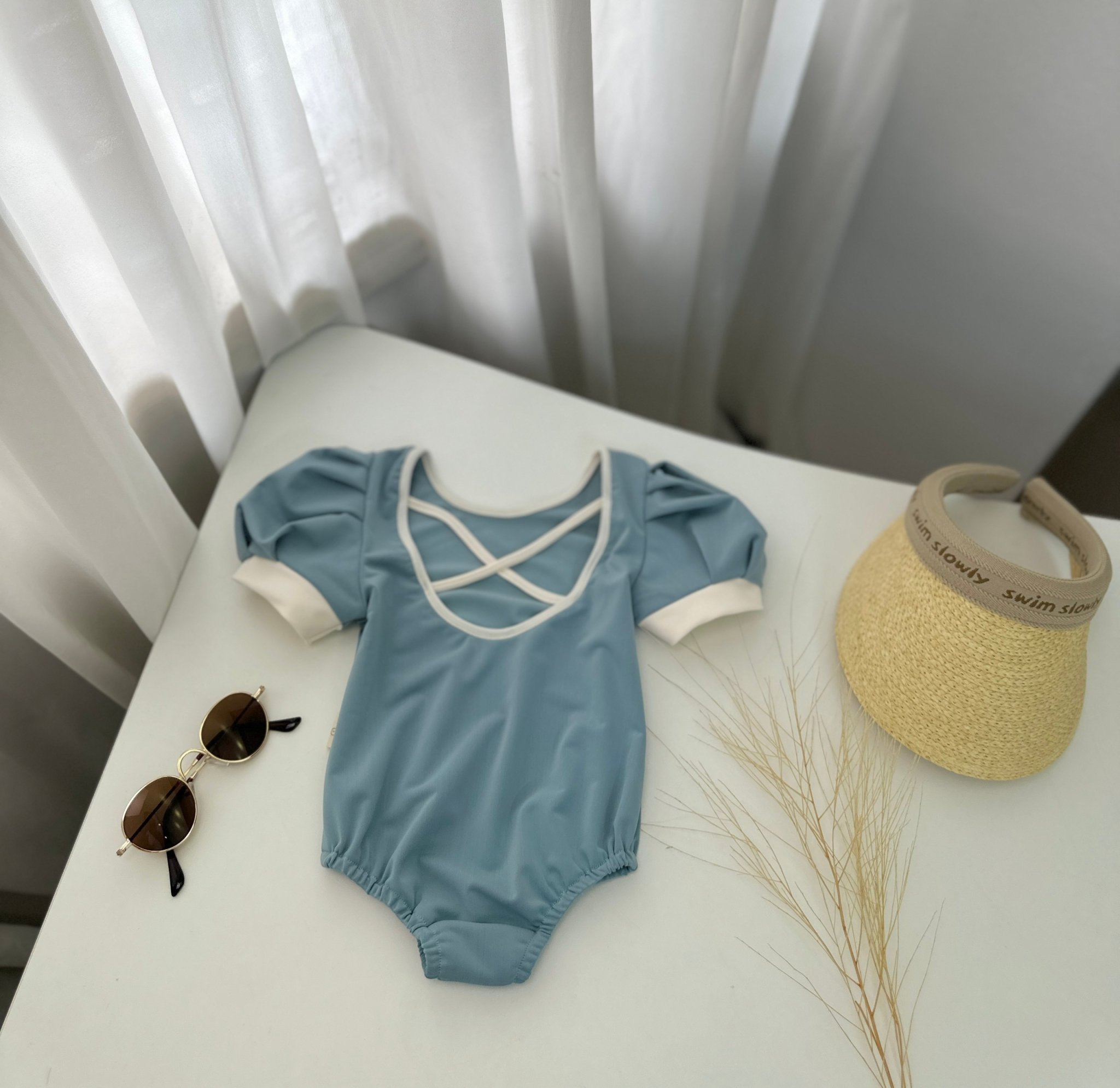 DB00026 - Bộ bơi liền Harifa vai bồng lưng dây đan chéo 3 màu size 9m - 8y