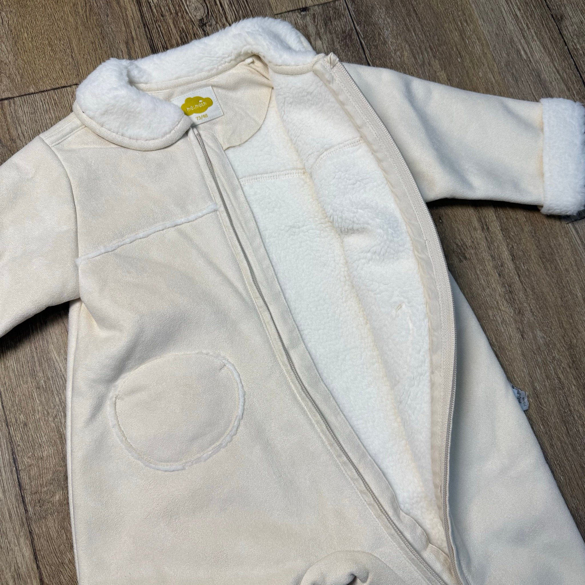 Body da lộn Moimoln xuất Hàn màu kem cho bé size 73/80