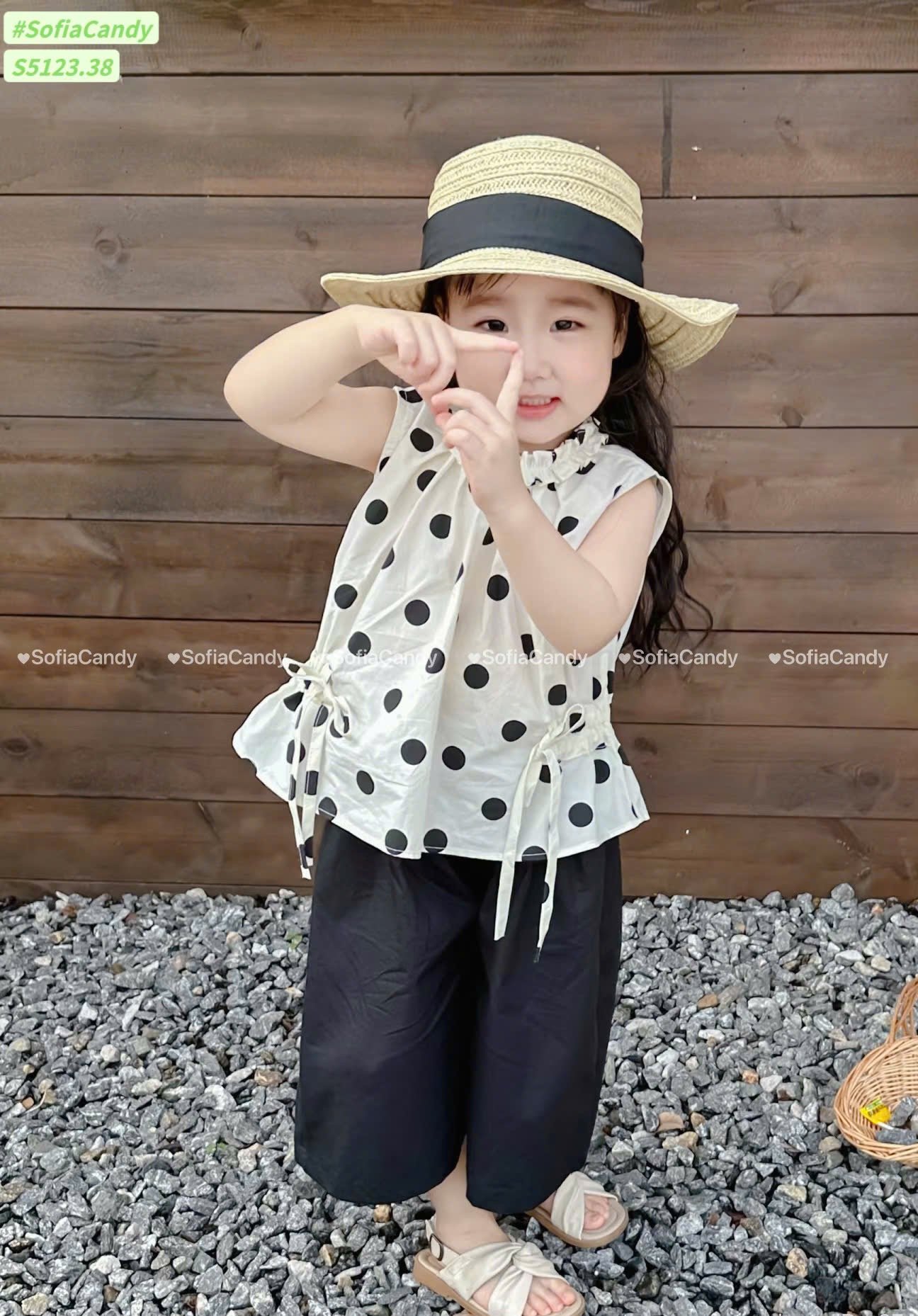 S5123 - Set bộ Sofia Candy áo chấm bi trắng đen + quần đen bé gái size 1-10y