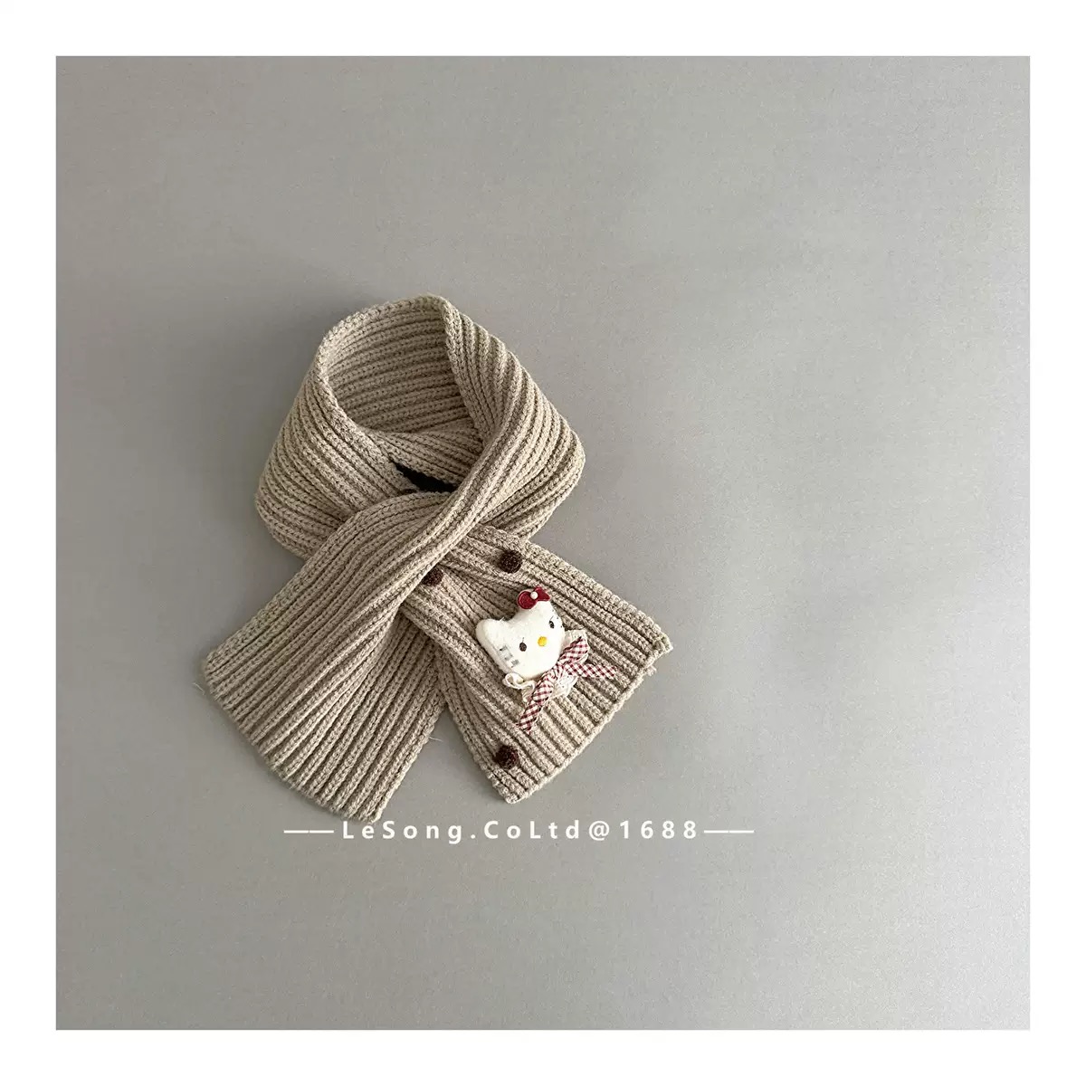 Khăn len quàng chéo đính Kitty nhiều màu cho bé gái