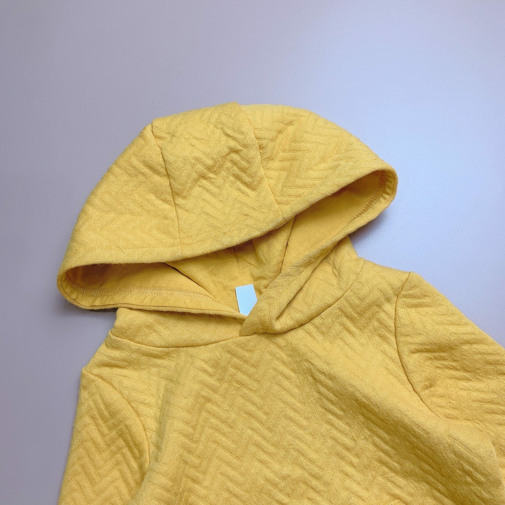 Áo nỉ Hoodie dymples màu vàng túi bụng