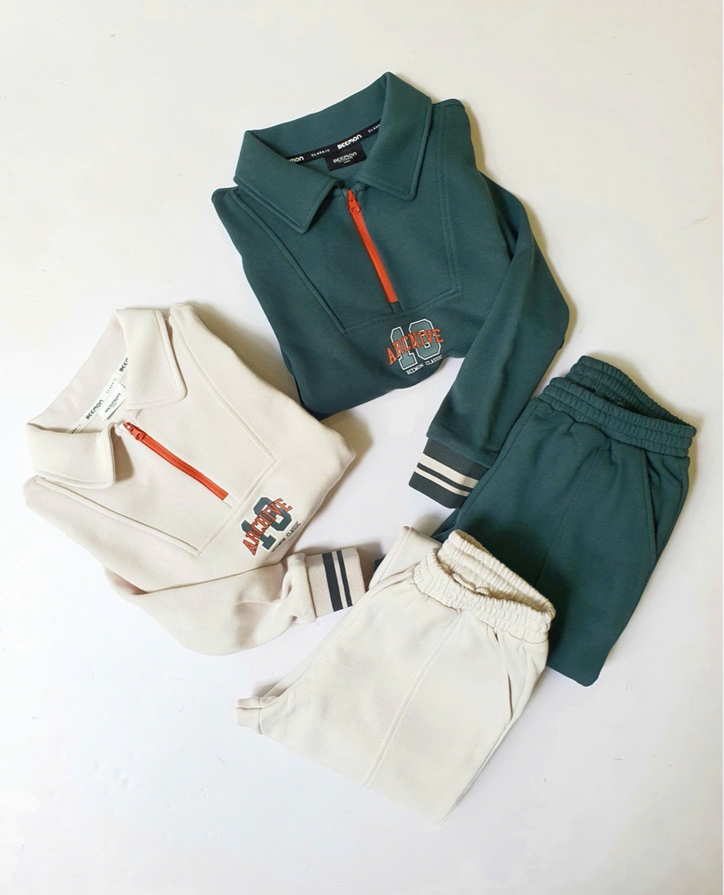 BM2510ST01 - Bộ nỉ Beemon cổ đức 2 màu cho bé size 120-160