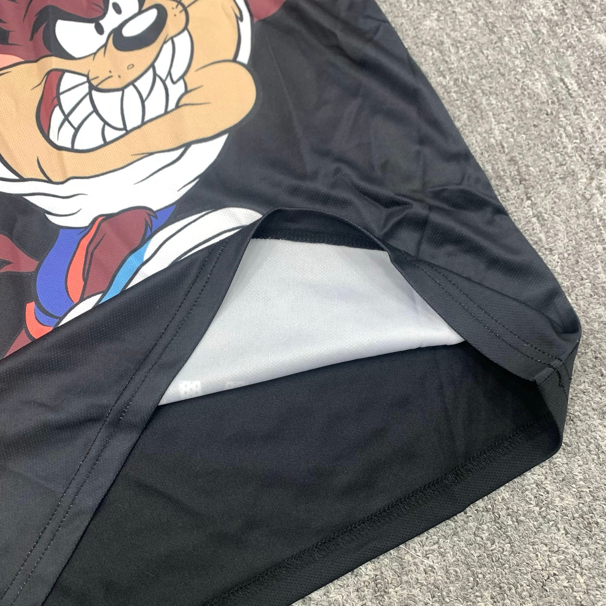 ABT49 - Áo thể thao cổ tim màu đen Slam size 2 - 8y