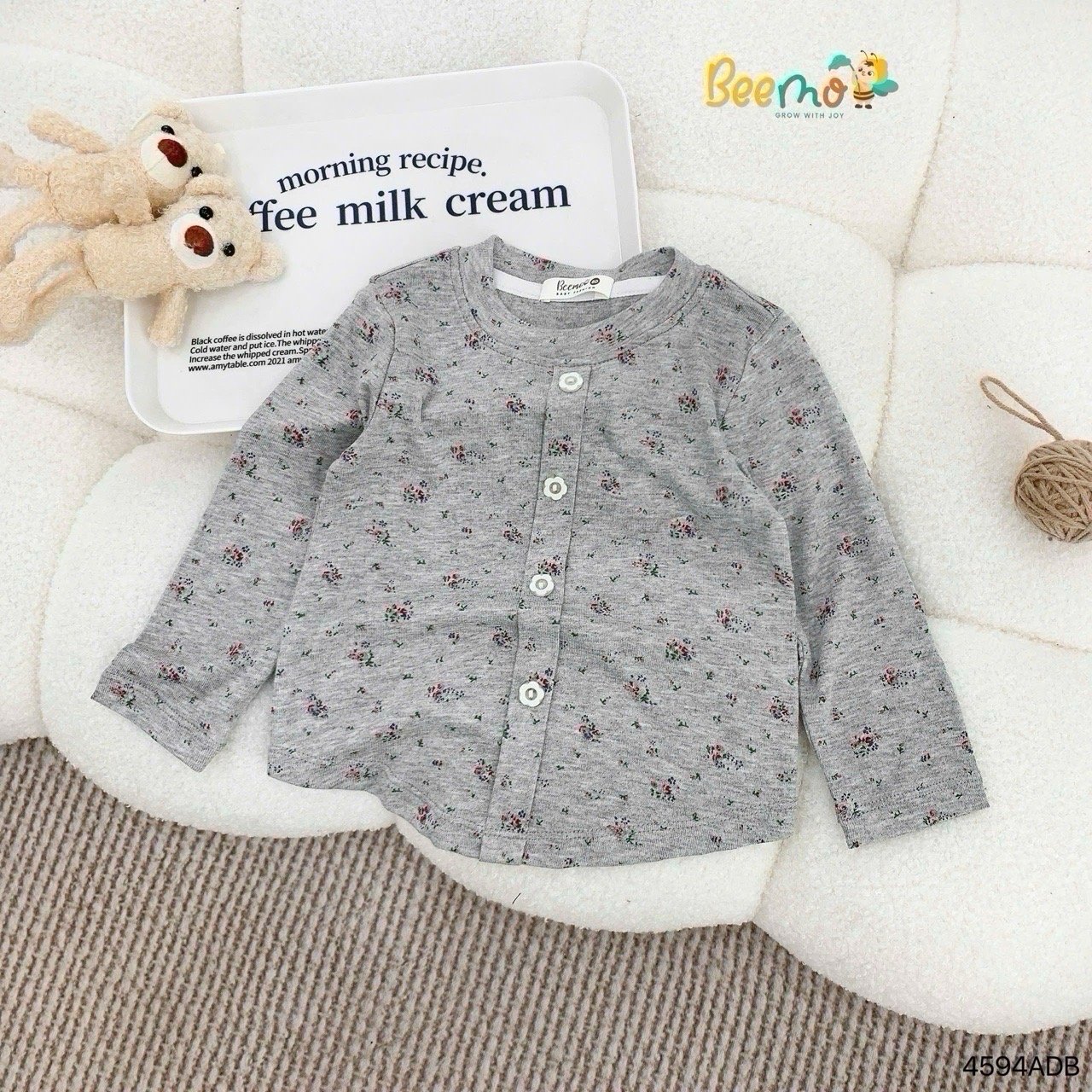 Áo thun Beemo hoa nhí 2 màu kem/ghi bé gái size 80-130