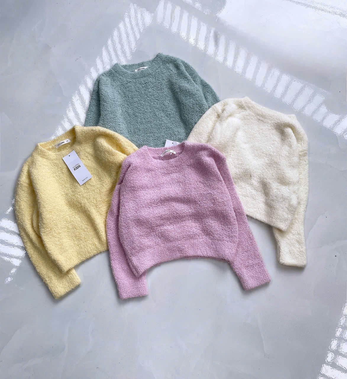 Áo len Top10 xuất Hàn siêu mềm nhẹ ấm cho bé size 110-160