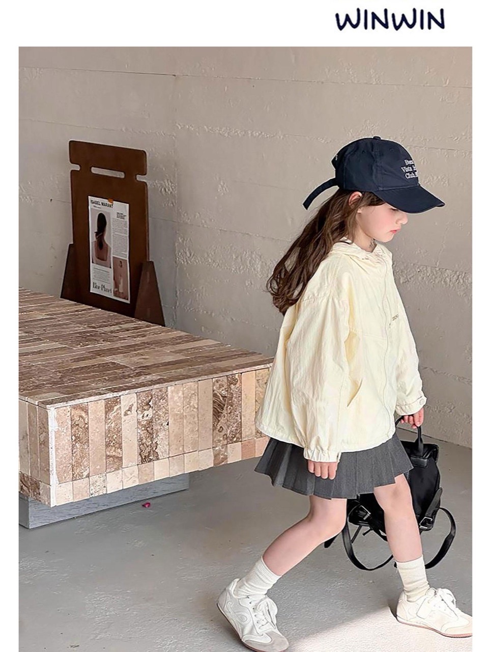 Áo khoác gió Win Win lót lưới nhiều màu cho bé size 3-14y