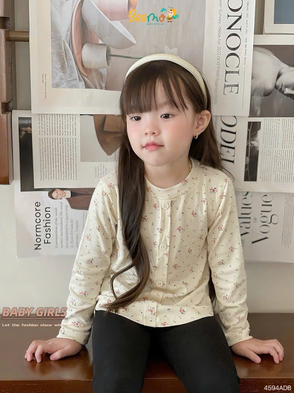 Áo thun Beemo hoa nhí 2 màu kem/ghi bé gái size 80-130