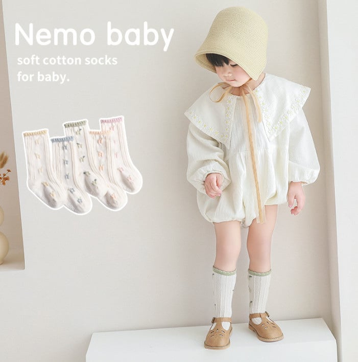 Tất cao tới bắp chân Nemo baby màu kem 5 màu hoa cổ bèo