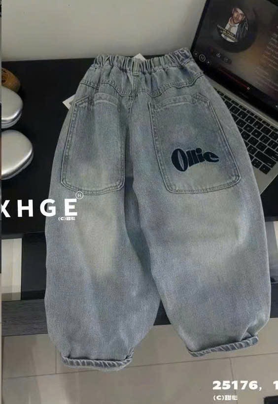 25176 - Quần jean Baggy màu xanh túi xanh đậm cho bé size 110-150