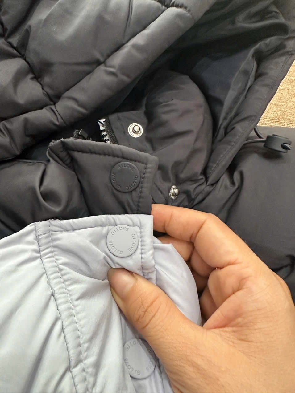 Áo khoác phao GGJJ 2 màu xanh pastel / xanh đen cho bé size 6-14y