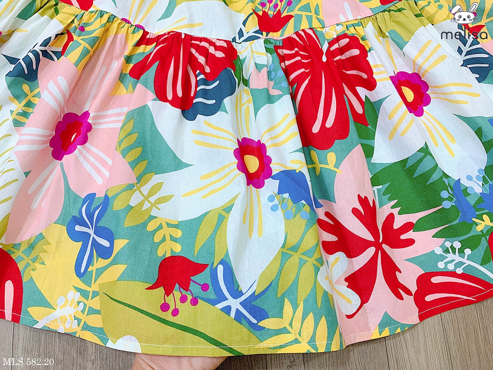 V00005 - Váy thô hai dây nơ vai Melisa hoa sắc màu size 2 - 11y