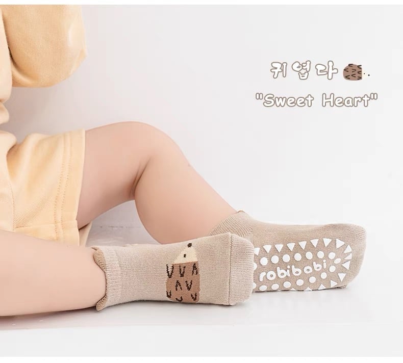 Tất cổ ngắn chống trượt Robibabi 6 màu size 1 - 5y