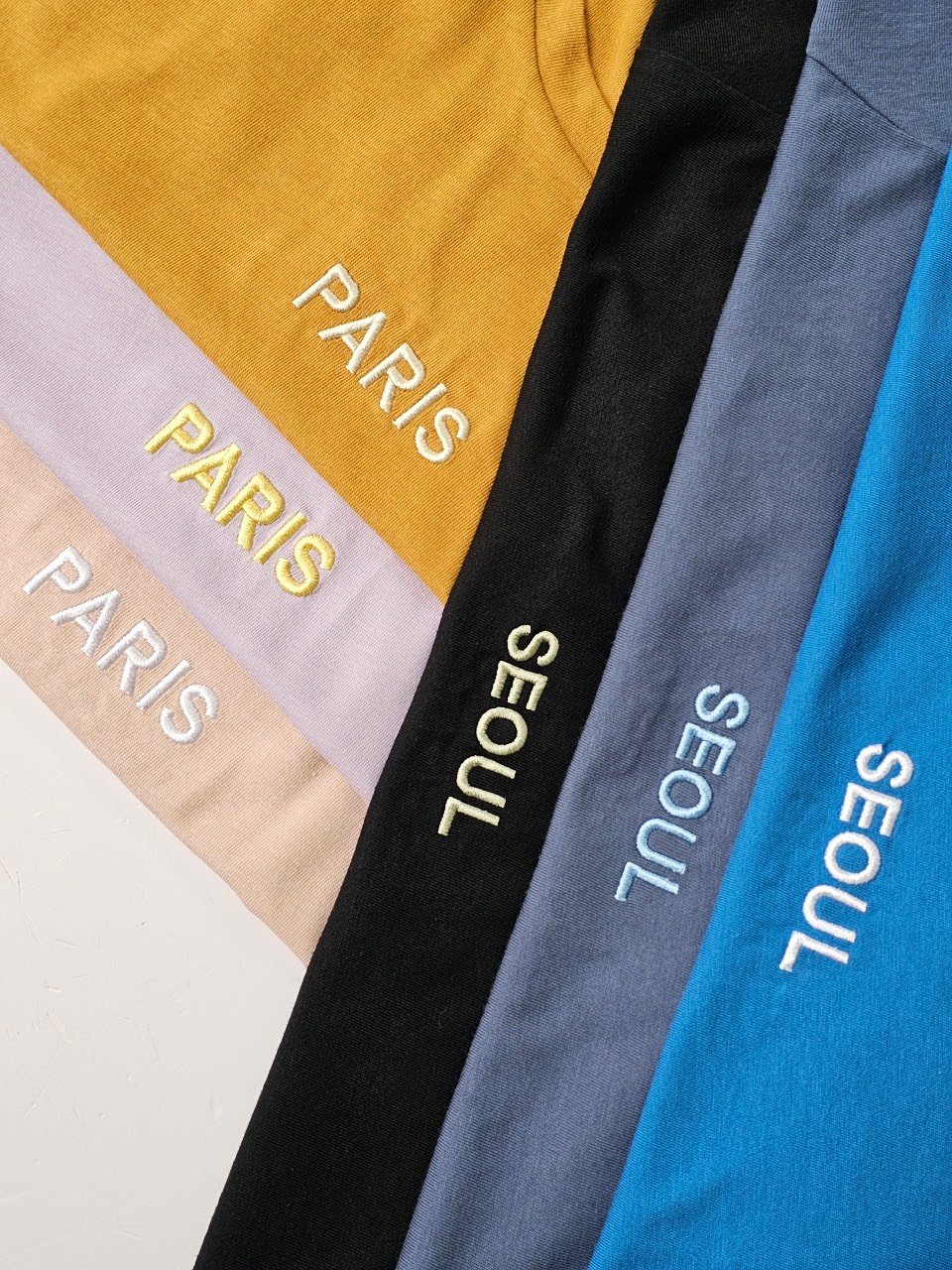 Bộ cotton Bee Mon nhiều màu thêu chữ ngực Paris / Seoul size 110 - 160