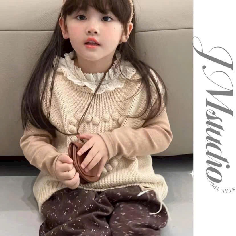 8532 - Set 3ct QC áo len tăm + quần kaki hoa nhí + gile len bé gái size 90-130