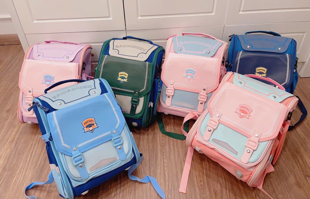 Balo, cặp sách chống gù siêu nhẹ chống thấm Naijadi Kids phối da nhiều màu BTBG tặng kèm hộp bút