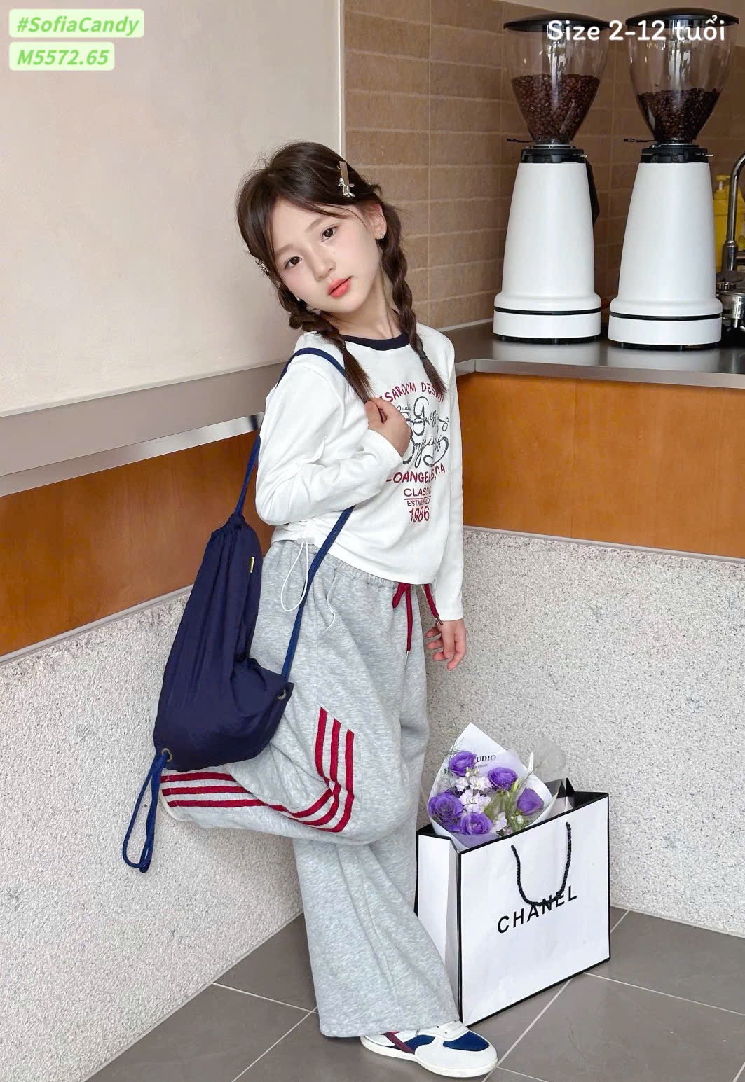 M5572 - Set Mia Kids áo thun trắng Originals - quần nỉ ghi sọc đỏ size 2 - 12y