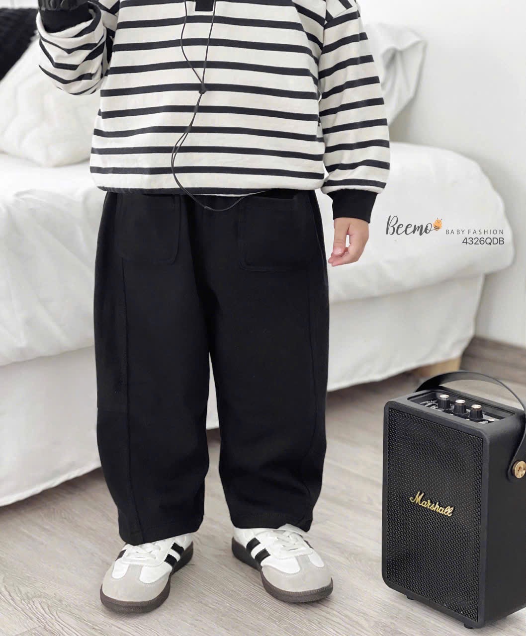 4326QDB - Quần kaki ống rộng Beemo 2 màu đen/be bé trai size 90-130