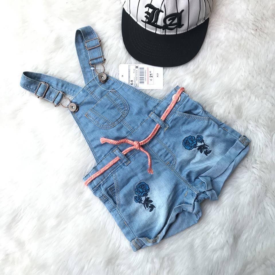 Quần yếm jean XLD thêu hoa hồng xanh