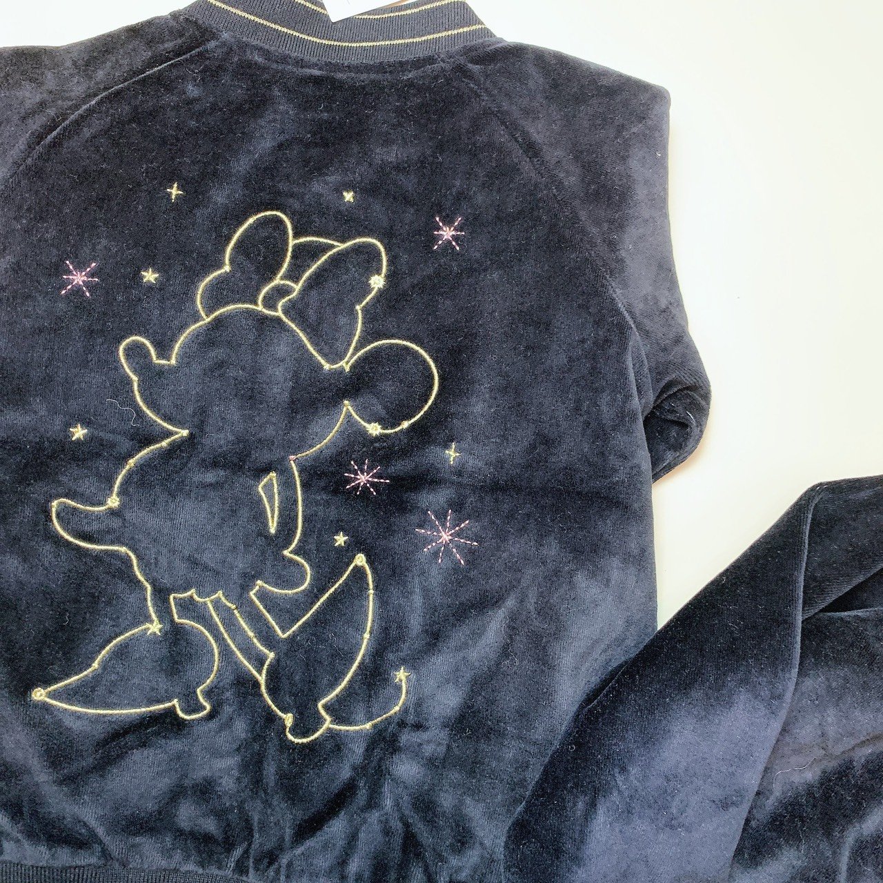 Áo bomber nhung Disney màu đen minnie size 98 - 128