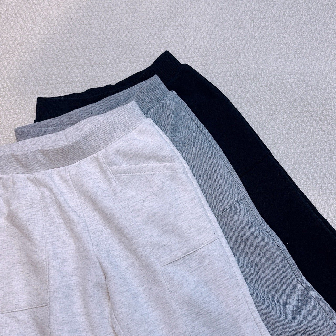 Quần Topten xuất Hàn ống vẩy trơn nhiều màu cho bé size 110-160