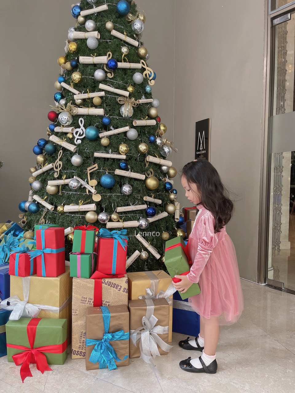 Váy Lennco nhung phối voan cổ nhún ren ngực vai bồng 2 màu đỏ / hồng size 1 - 10y