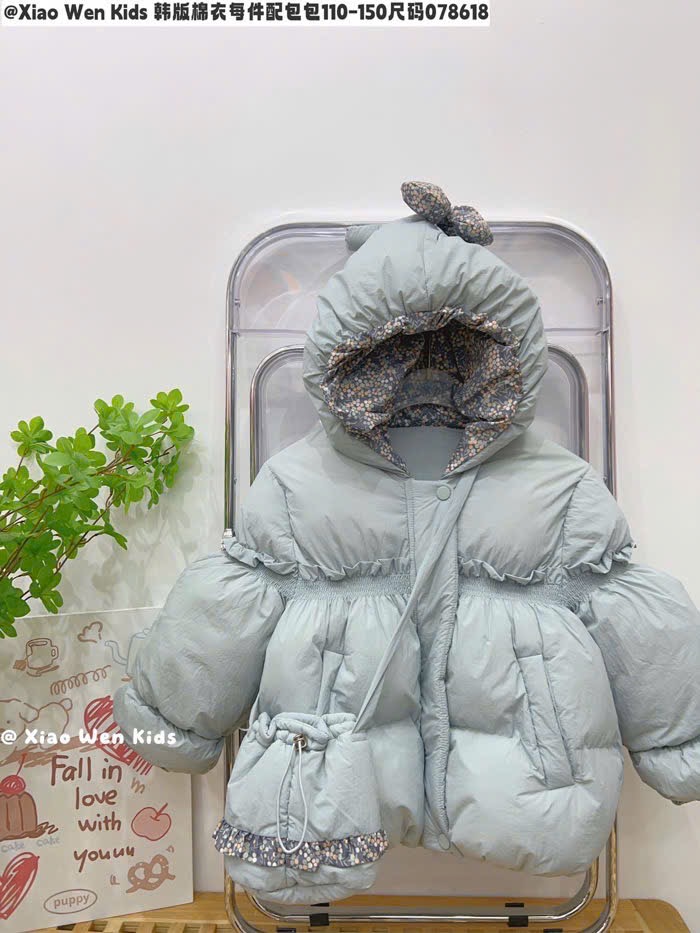 Áo khoác phao mũ nơ kèm túi lót hoa nhí 3 màu cho bé size 110-150