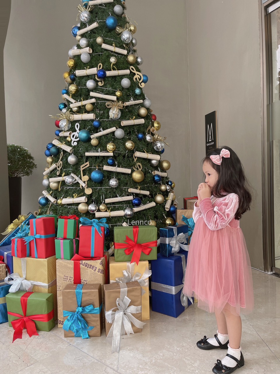 Váy Lennco nhung phối voan cổ nhún ren ngực vai bồng 2 màu đỏ / hồng size 1 - 10y