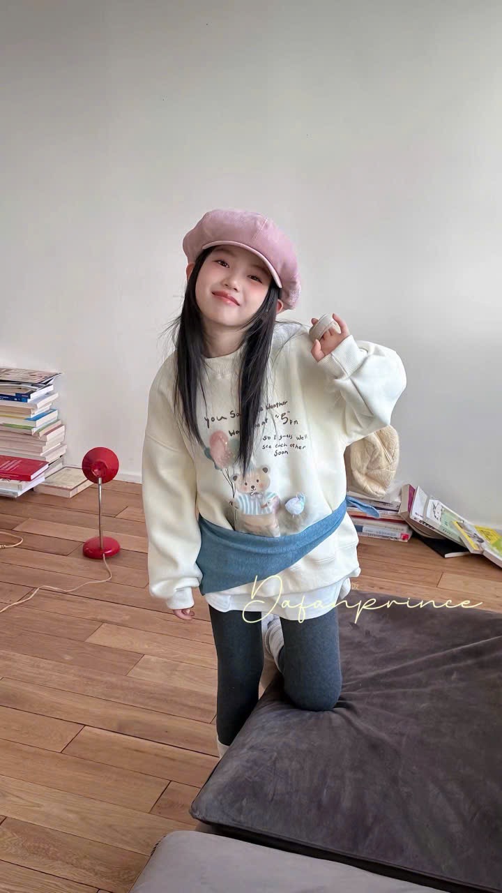 15348 - Áo nỉ lót nỉ QCCC màu kem gấu bóng bay size 110-160