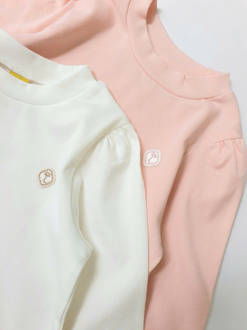 ABG35 - Áo thun cổ 2p dày dặn MM 2 màu hồng/trắng size 90-130 (1 số thiếu logo)