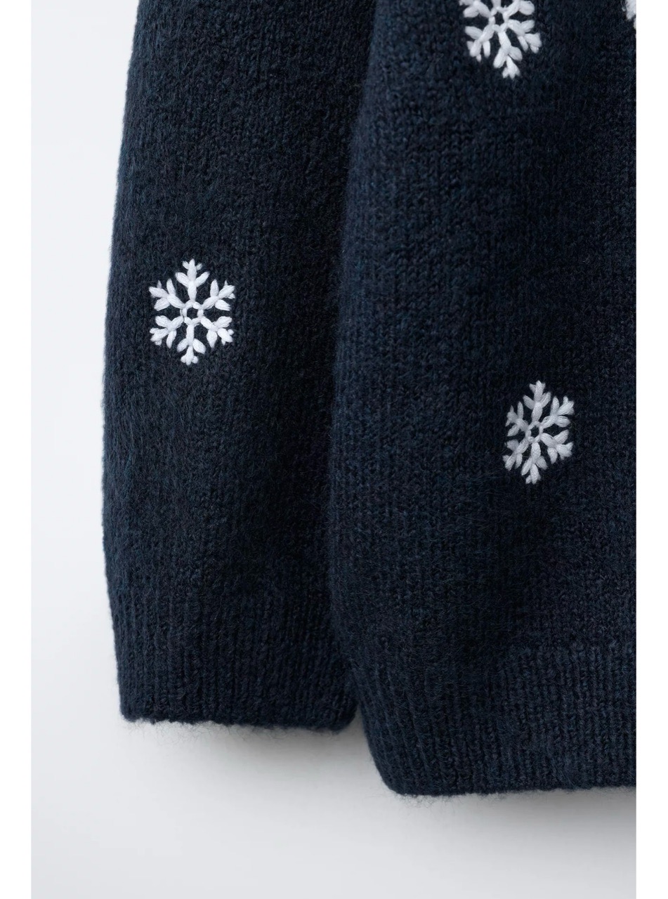 ABT10 - Áo len màu navy hình ông già Noel cho bé size 12m - 6y