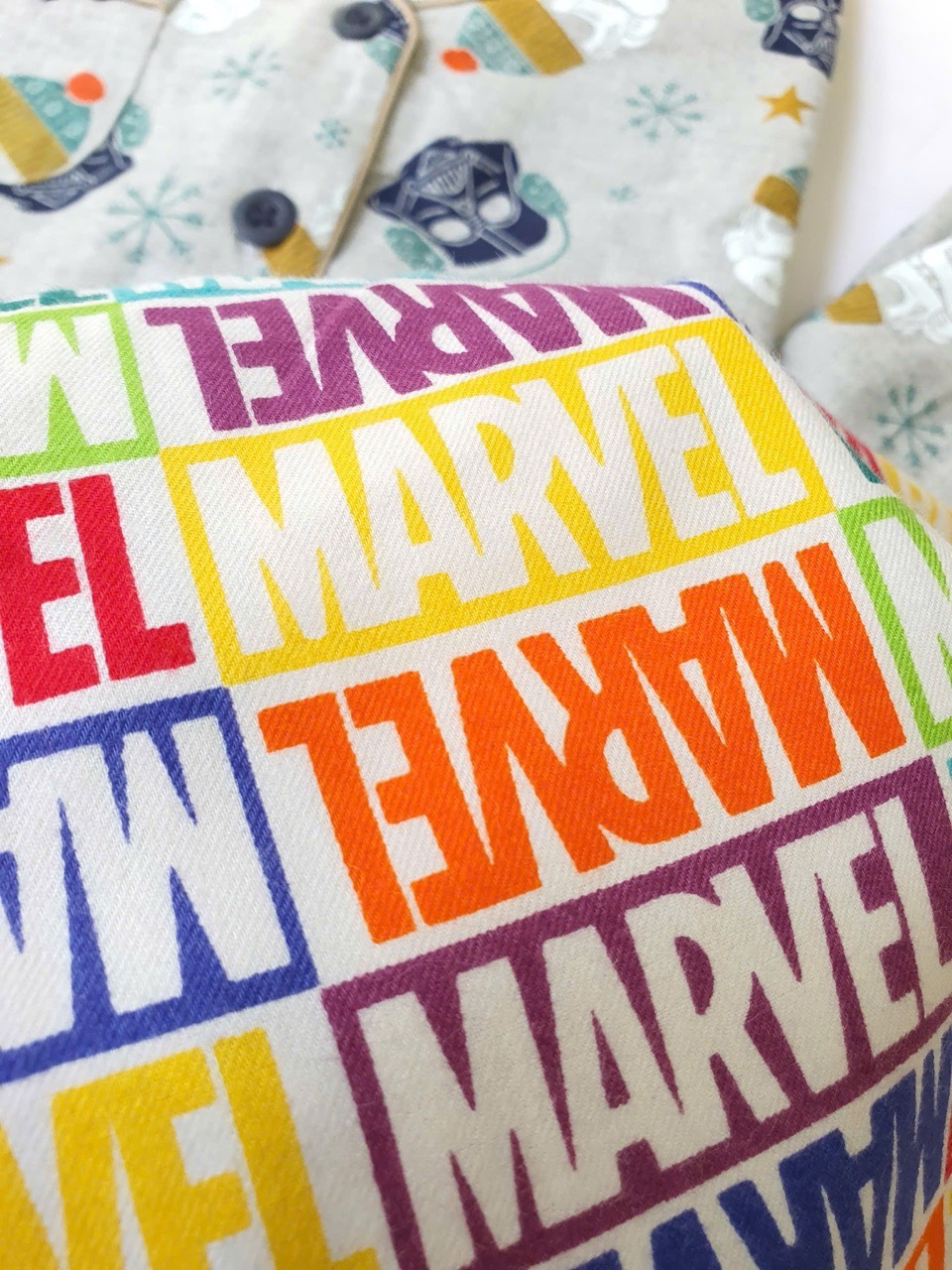 BM2509PJ07 - Bộ Pyjama Beemon vải cà bông mềm ấm 2 màu Marvel cho bé size 120-160