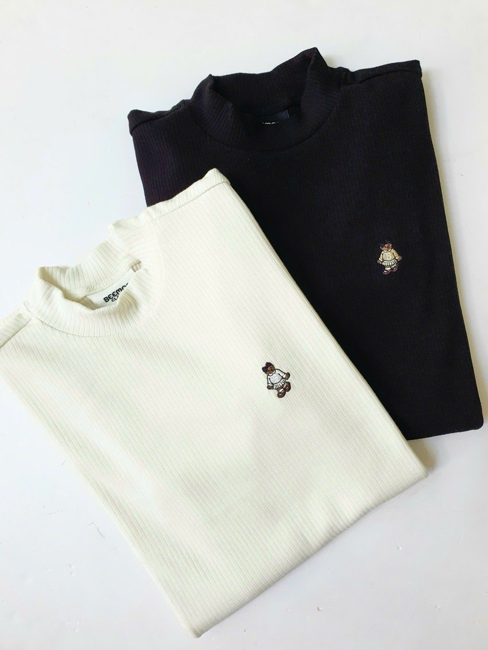 BM2509TS04 - Áo thun tăm cổ 3p Beemon thêu gấu ngực 2 màu cho Mẹ size S/ M / L