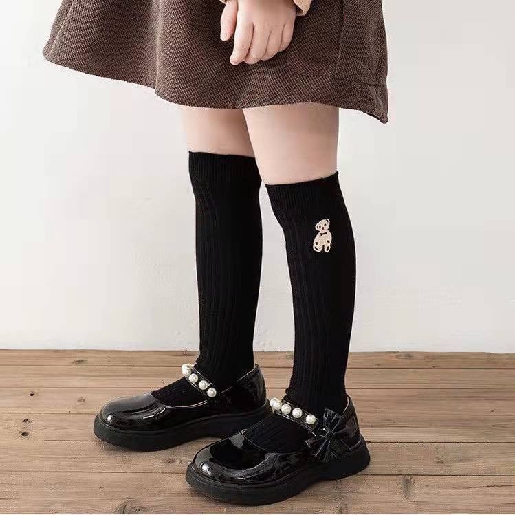 Tất len cao tới gối thêu gấu 5 màu