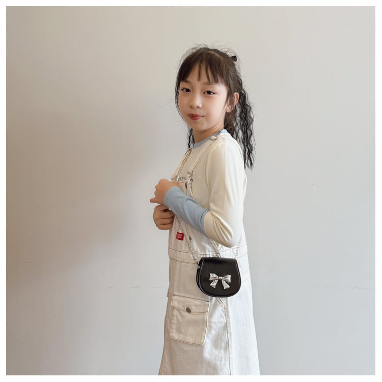 03 - Túi đeo chéo đính nơ nhiều màu cho bé gái