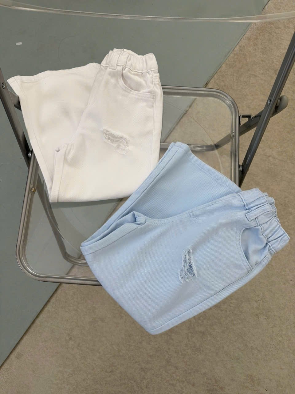 Quần jean rách mềm ống suông GGJJ dư xịn 2 màu xanh/trắng bé gái size 1-8y