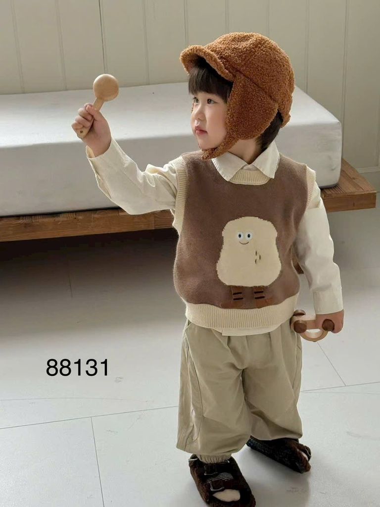 88131 - Set 3ct QC áo sơ mi + gile len + quần kaki bé trai size 90-130