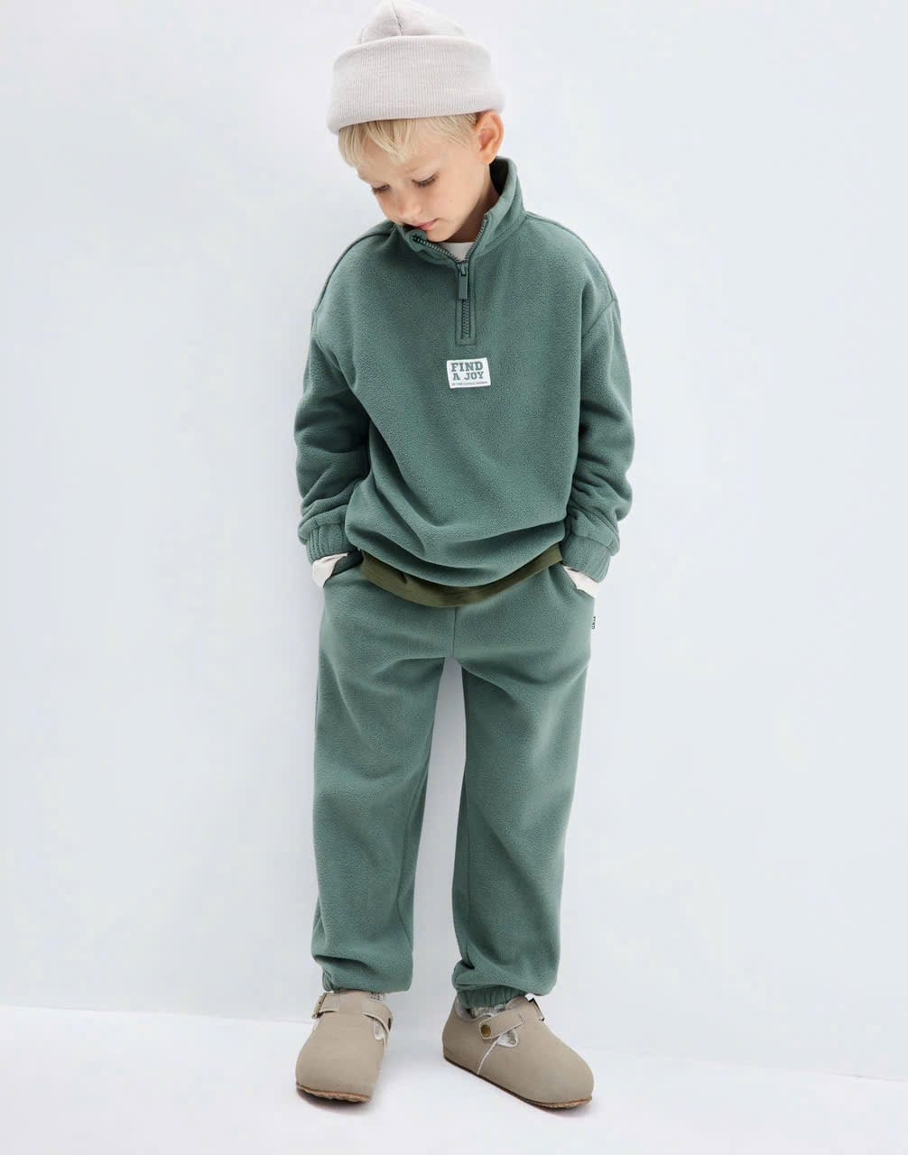 Bộ nỉ băng lông GGJJ màu xanh lá cho bé size 2-8y