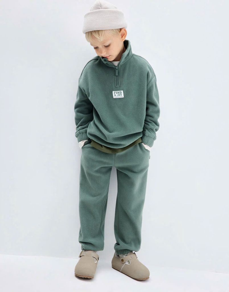 Bộ nỉ băng lông GGJJ màu xanh lá cho bé size 2-8y