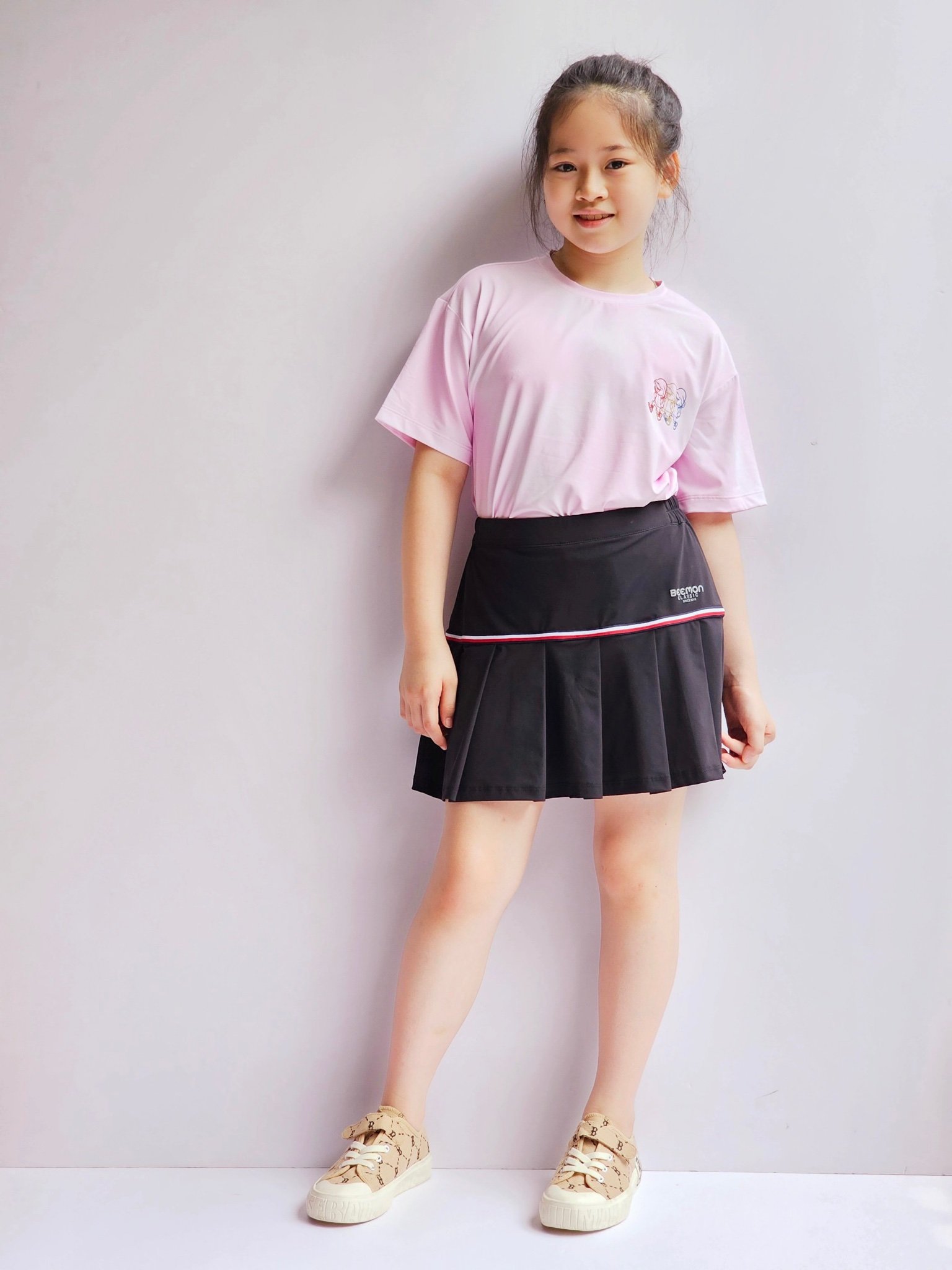 Set bộ áo + chân váy liền quần thể thao Bee Mon 4 màu size 120 - 160