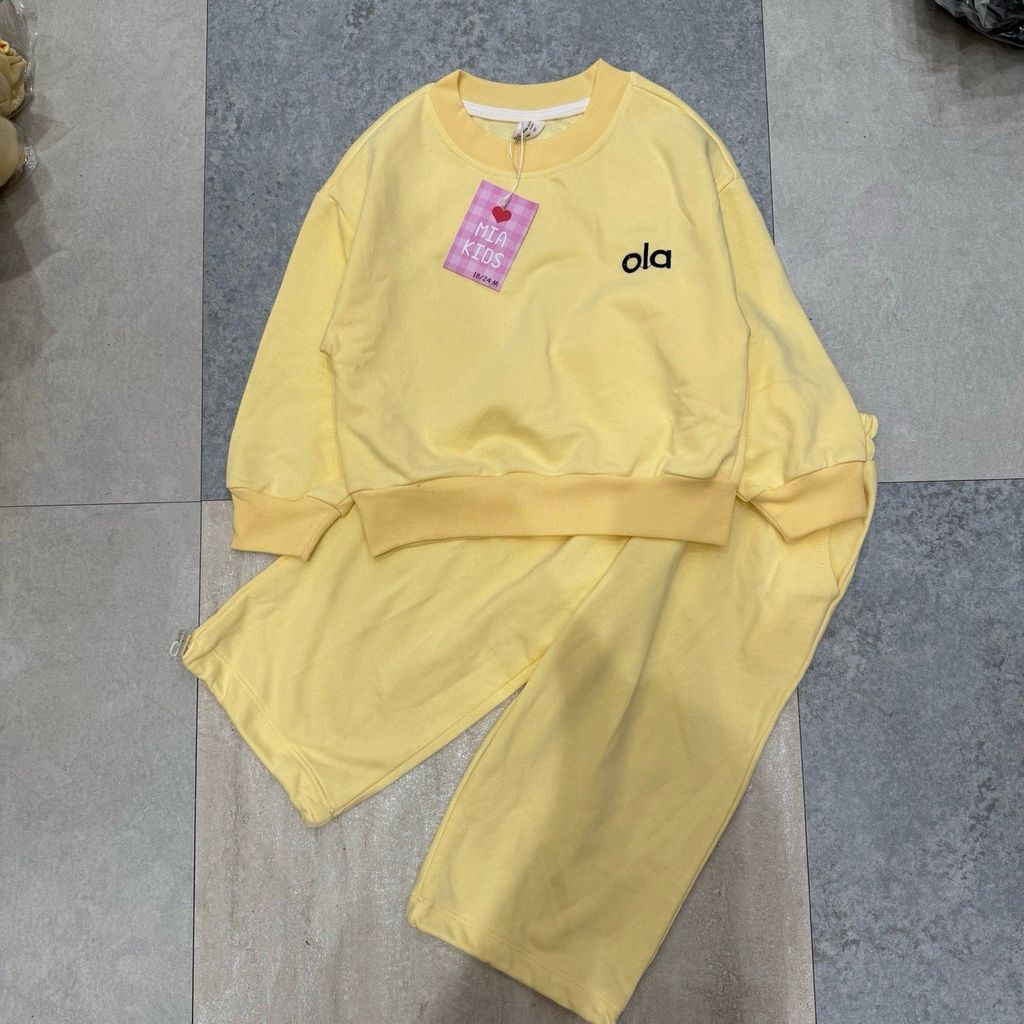 M5611 - Bộ nỉ da cá Mia Kids màu vàng bé gái size 2-12y