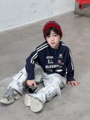 25F153 - Áo thun dày cổ khóa AMBB màu navy họa tiết bé trai size 110-170