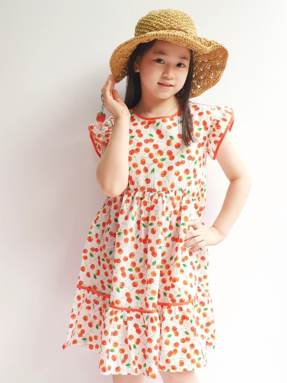 V00023 - Váy thô nhăn màu kem cherry size 110 - 150