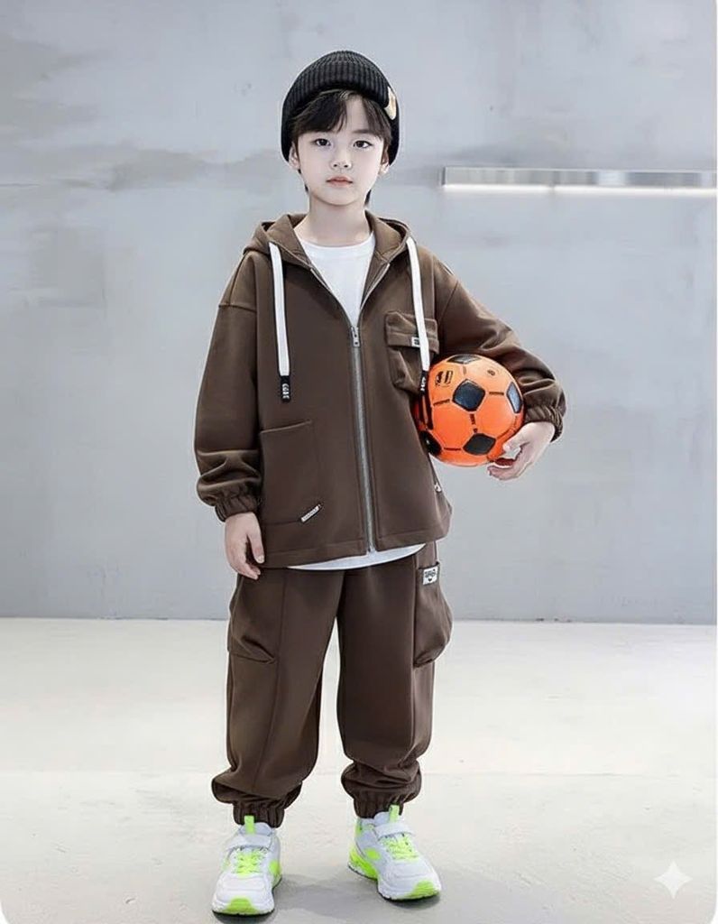 11899 - Bộ nỉ hai da màu nâu túi hộp cho bé trai size 120-160