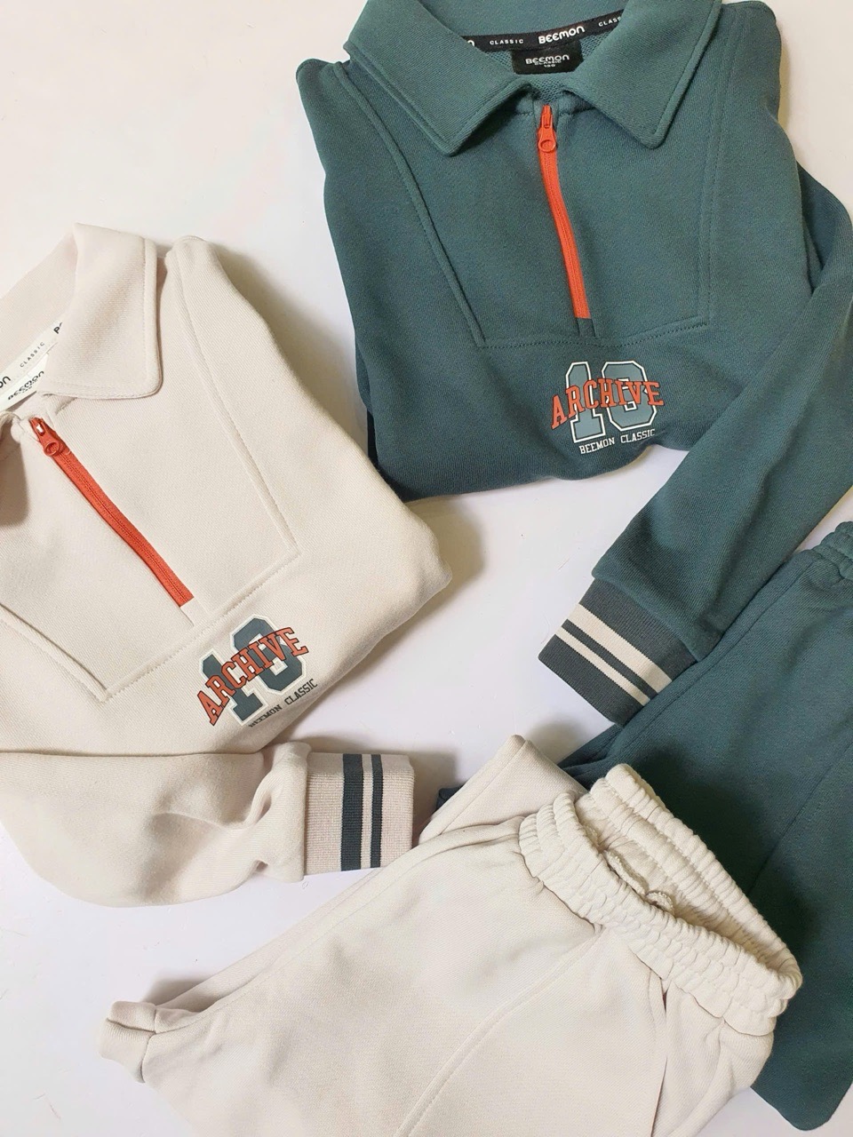 BM2510ST01 - Bộ nỉ Beemon cổ đức 2 màu cho bé size 120-160