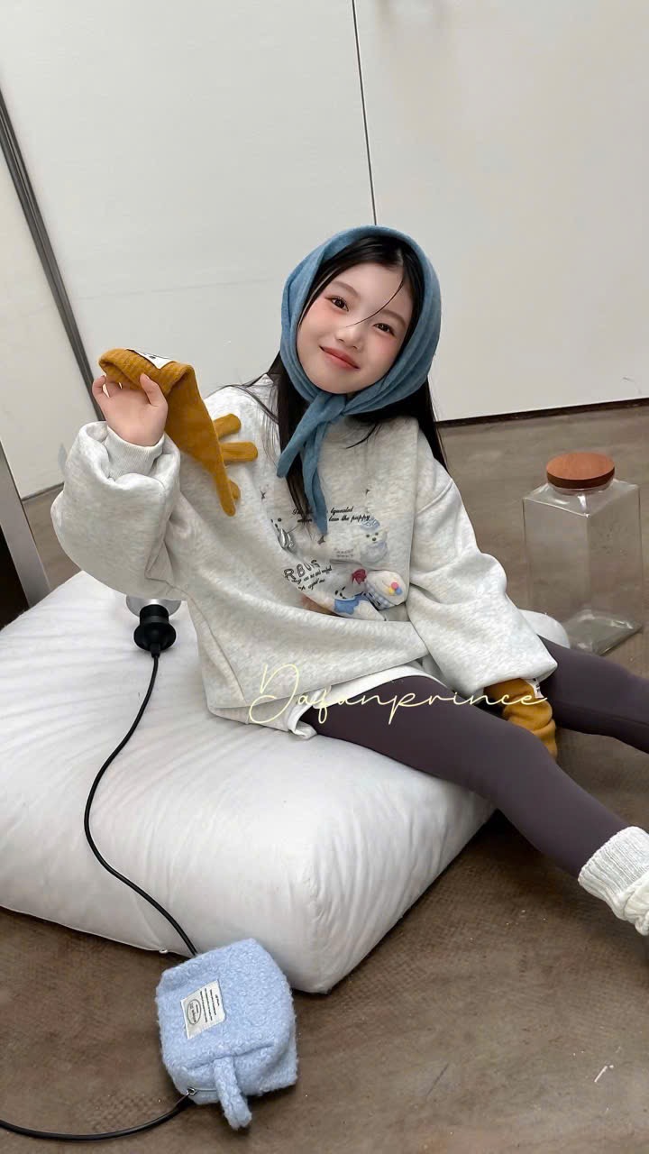 15343 - Áo nỉ lót nỉ đại hàn QCCC màu ghi cún nơ bé gái size 110-160